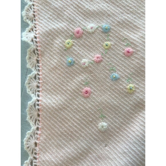 Vintage Hooded Baby Blanket 31.5" X 30" Crochet Lace Pastel Embroidered Floral - Picture 3 of 8